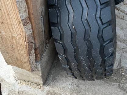 Bild 2:11.5/80-15.3 10-lagig Reifen Semperit