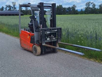 Verkaufe Gabelstapler Toyota BT