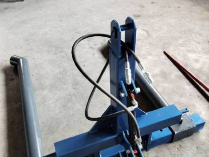 Bild 9:Ballenträger, hydr. klappbar