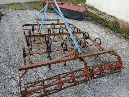 Anbaugeräte, Sämaschine, Grubber