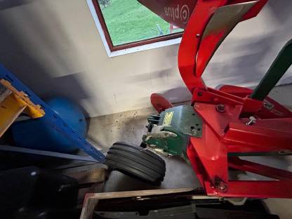 Bild 7:Verkaufe Vogel&Noot Pflug 4-scharig Vario S1050