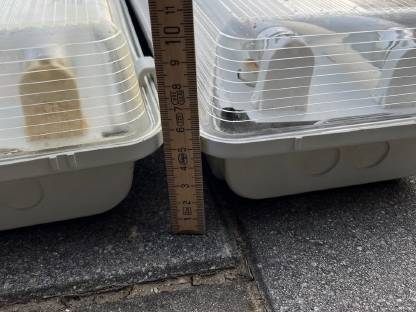 Bild 4:5 Stk. Wannenleuchte Werkstattleuchte