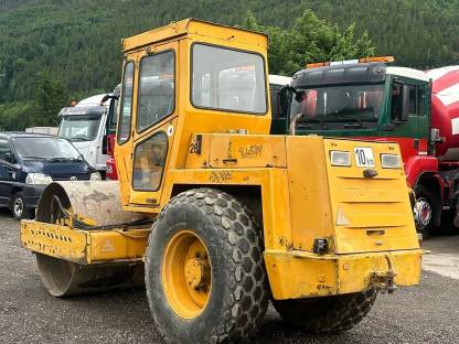 Bild 2:Bomag Walze BW 172 AD