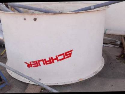 Bild 2:Flüssigfütterungsbehälter Polyester Flüssigfütterungsteile