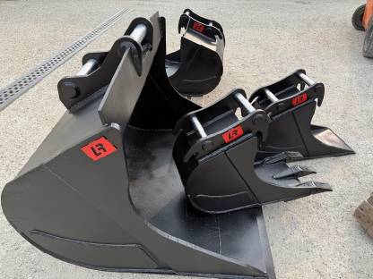 Bild 2:Baggerlöffel Reißzähne