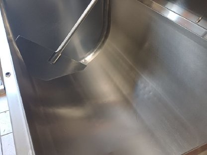 Bild 3:Westfalia Separator T75 und Tank 500 l