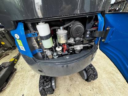 Bild 9:Minibagger mit Kabine 1,5 t 3 Zylinder Kubota