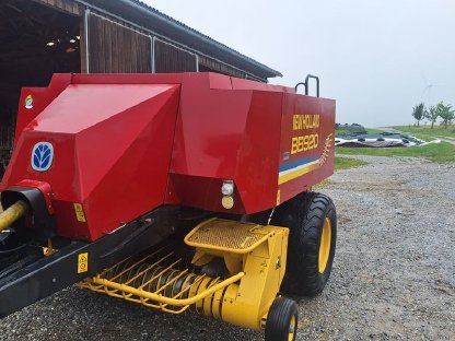 New Holland Großpackenpresse BB920