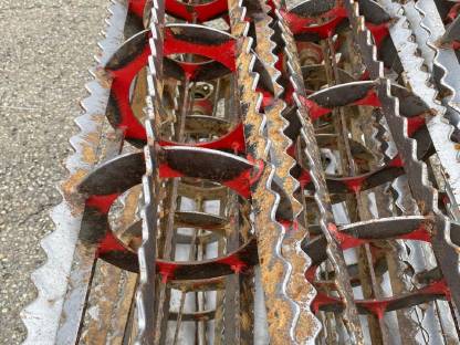 Bild 4:Krümmlerwalzen Einböck Vibrostar 500