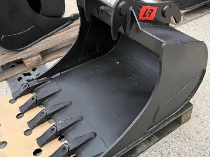 Bild 3:Baggerlöffel Reißzähne