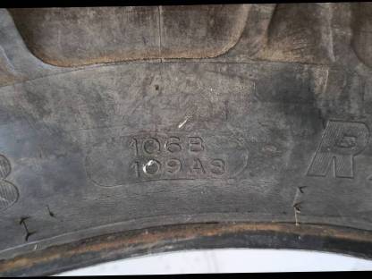 Bild 4:9.5R28 Reifen 9.5-28