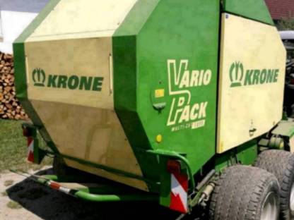 Bild 2:Krone Vario Pack 1800 MC Rundballenpresse