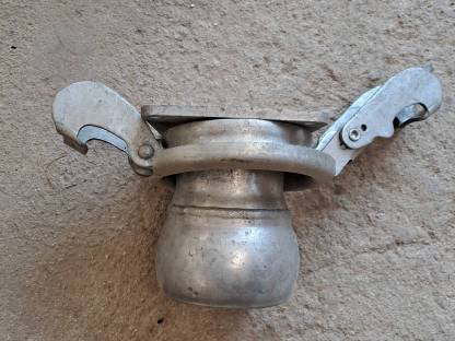 Bild 2:Kugelanschluss