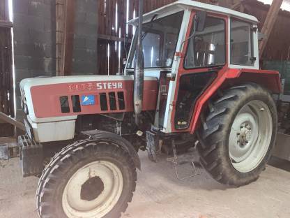 Steyr Traktor 8075