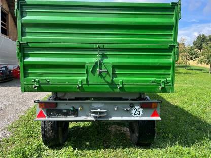 Bild 5:Müllner 3-Seiten Kipper