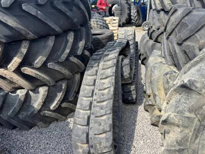 Bild 3:Gummikette Bagger SD400x72.5x74 Camoplast Neu