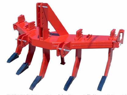 Bild 3:Wasserspeicher, Tränkewagen, Tiefenlockerer