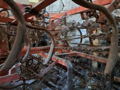 Bild 4:Kultivator Knoche KH 330-390