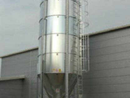 Bild 3:Trichtersilo, Flachbodensilo, Körnerschnecken, Belüftung