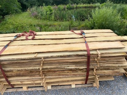 Bild 2:Akazienbretter