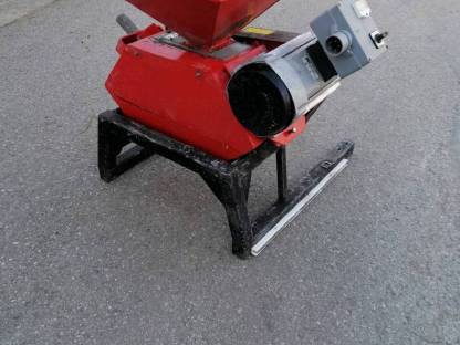 Bild 4:Getreidequetsche Gruber