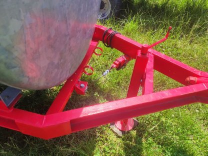 Bild 2:4.000 l Wassertank mit Anhänger – verzinkt & fahrbereit