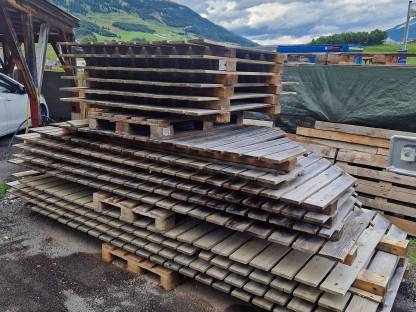Holztrennwände