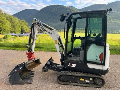 Bagger Bobcat E19