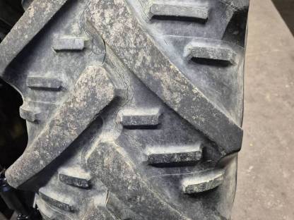 Reifen 16.9R30 Kleber Super G