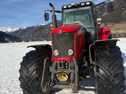 Bild 3:Massey Ferguson 7495