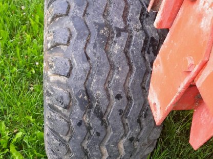 Bild 7:Boss II Ladewagen Pöttinger