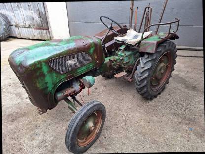 Bild 6:Holder B12 Traktor