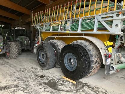 Bild 5:Kulturräder Güllefass