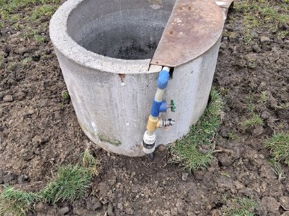 Bild 3:Weidetränker mit Schwimmer