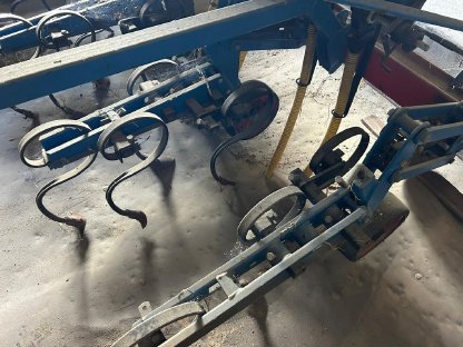 Bild 5:Hackgerät Hazenbichler 4 reihig