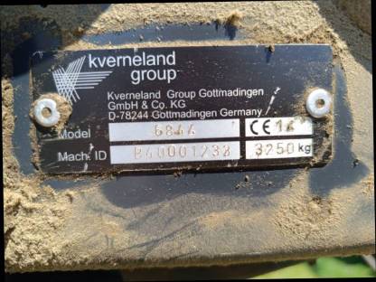 Bild 6:Taarup Kuhn Ballenpresse