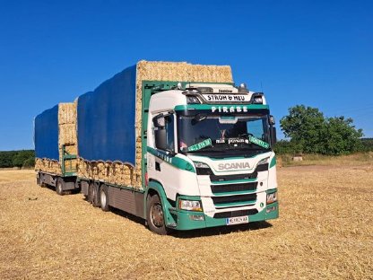 Stroh-Heu-Grumet- Silageballen-Maissilageballen