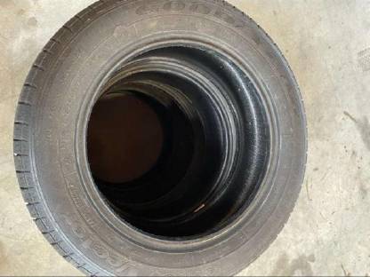 Bild 4:215/60 R17C Goodyear 109/107T Winterreifen