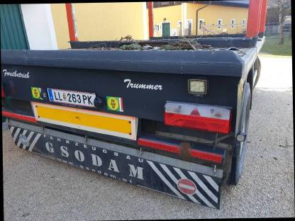 Bild 4:Gsodam LKW Holzanhänger 2-Achs mit Plateau Rungenanhänger