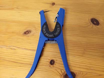 Ohrenmarkenzange Merko M2