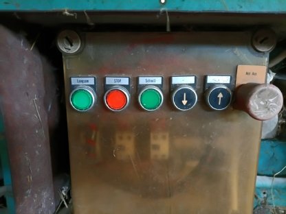 Bild 5:Futterförderband für Schafe, Ziegen, Kleinwiederkäuer