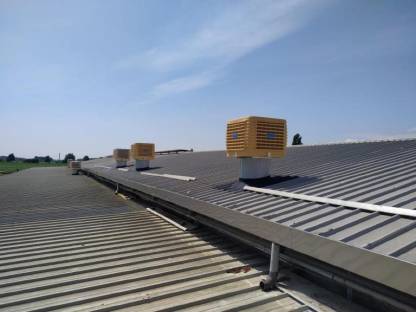 Bild 7:Sprühnebel Stallkühlung, Hallenkühlung, Rauchsysteme