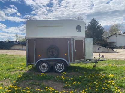 Bild 2:Blomert Pferdeanhänger, Viehanhänger