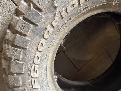 Reifen BF Goodrich 255/70R16