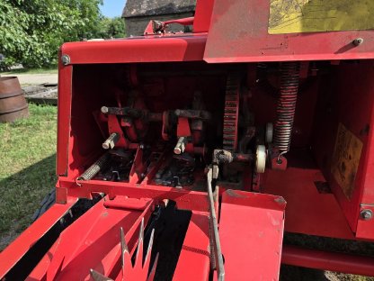 Bild 5:Kleinballenpresse Welger AP52