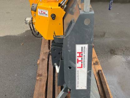 Bild 5:Uniforest Getriebewinde 85GF Front/Heckanbau