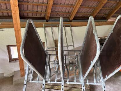 Bild 2:Kälbertränke Felder Stalltechnik