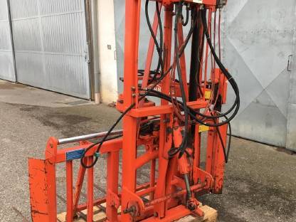 Bild 4:Kuhn Siloblockschneider