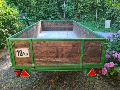 Bild 3:Einachsanhänger für Oldtimer/Kleintraktoren