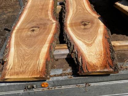 Bild 2:Eiche Schnittholz, Eichenpfosten, Eichenbretter